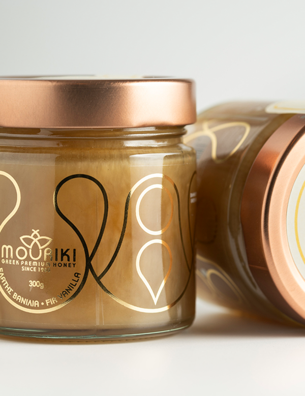 2 glas med honning fra Mouriki, med gran-vanilie smag, fra Grækenland